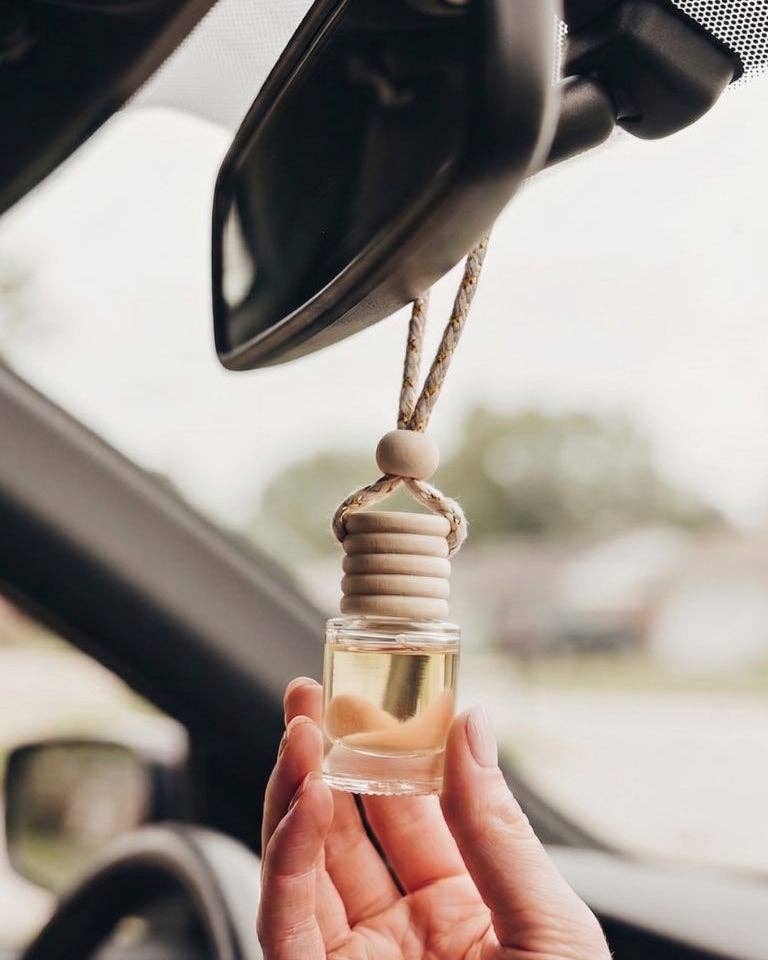Hanging Car Diffuser: Blooming Hoya