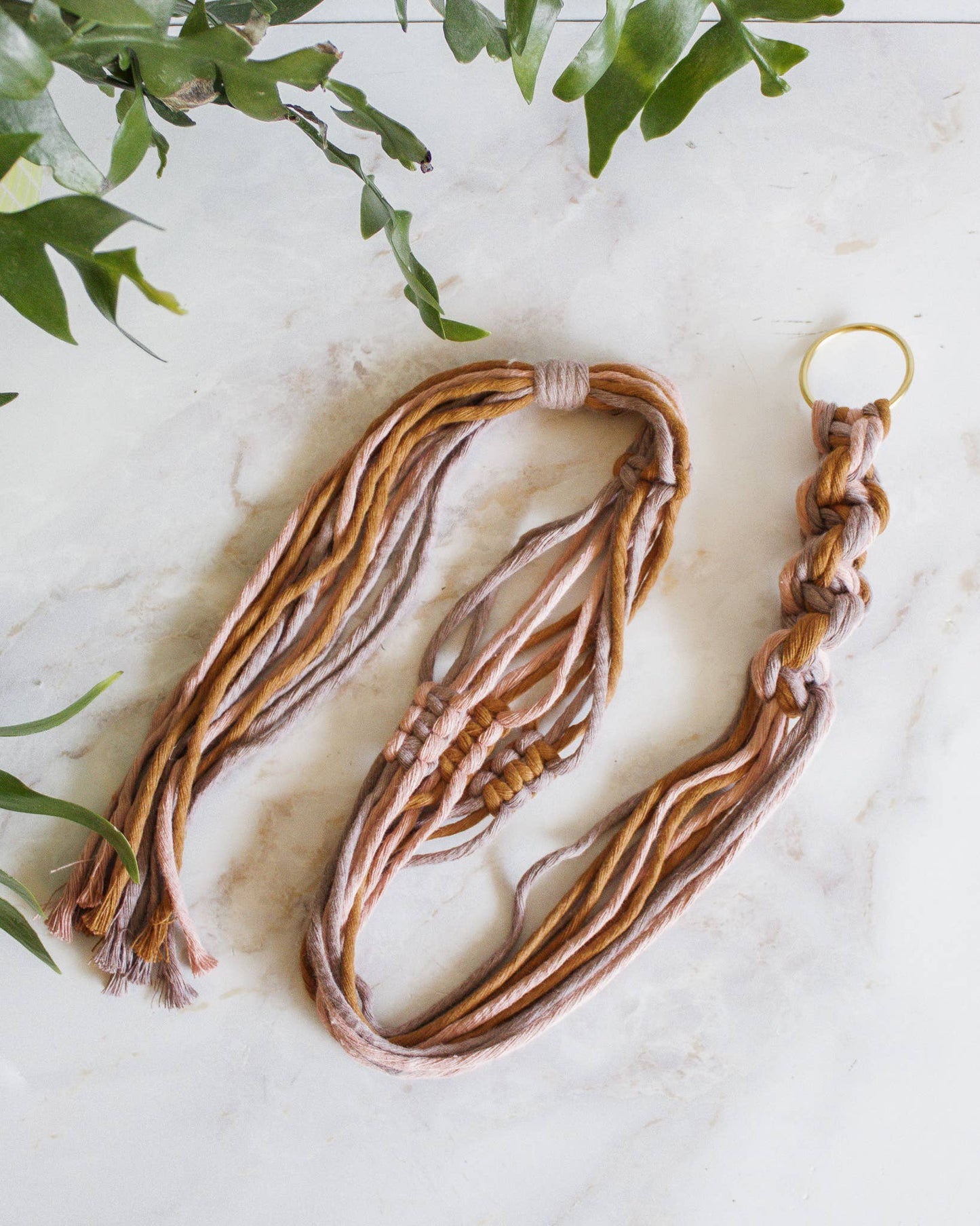 Chunky Twist Plant Hanger - Multicolor: Copper