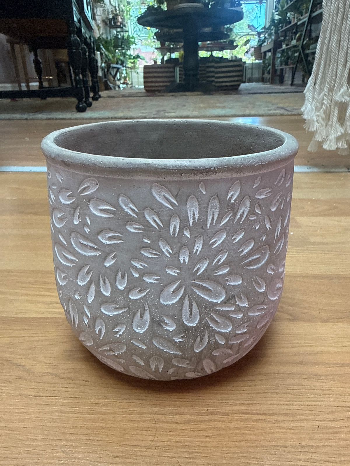 Grey 4 1/2” pot