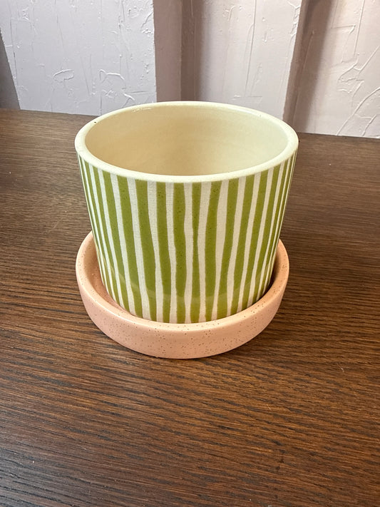 Melancina Pot w/ Saucer 5.5” x 4.25”